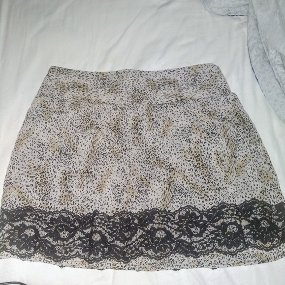 3 for $15--Animal/Lace Skirt - Picture 1 of 1